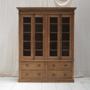 Ita Vitrinekast - Teak Meubelen - Baan Wonen